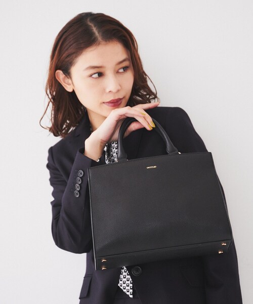 UNTITLED（アンタイトル）の「【セレモニー対応】ボクシーショルダー（ショルダーバッグ・レディース・ブラック/ベージュ/こしょう色系・99）」の22枚目の写真