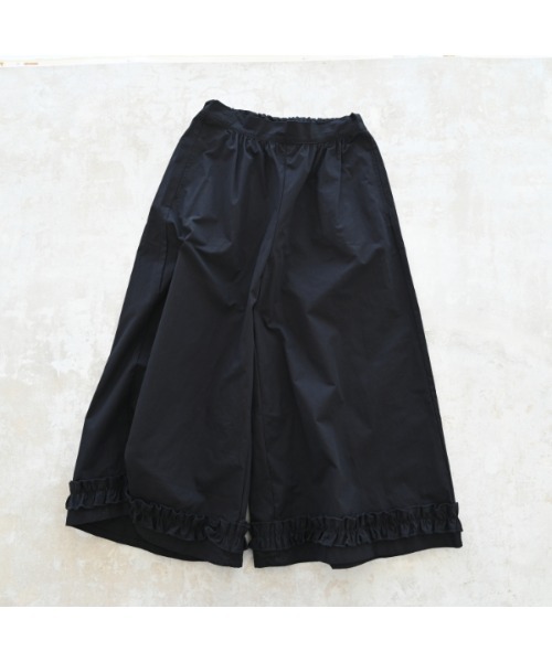 NHT(エヌエイチティー)の「エヌエイチティー フリルロングパンツ(その他パンツ・キッズ・ベージュ系その他6/インディゴブルー/ブラック・120cm/130cm/140cm/150cm/160cm/110cm)」の21枚目の写真