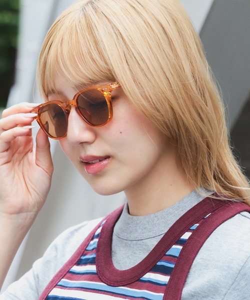 BEAMS BOY(ビームスボーイ)の「クリア レンズ 25SS(サングラス・レディース・ブラック系その他4/ブラック/オレンジ/グリーン/ピンク・ONE SIZE)」の5枚目の写真