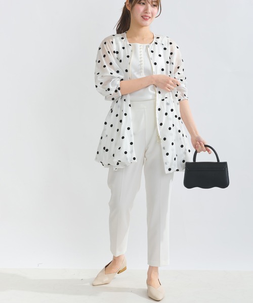 PICCIN PERLA（ピッチンペルラ）の「フロッキードットシアーブルゾン（ブルゾン・レディース・オフホワイト/ブラック・M）」の7枚目の写真