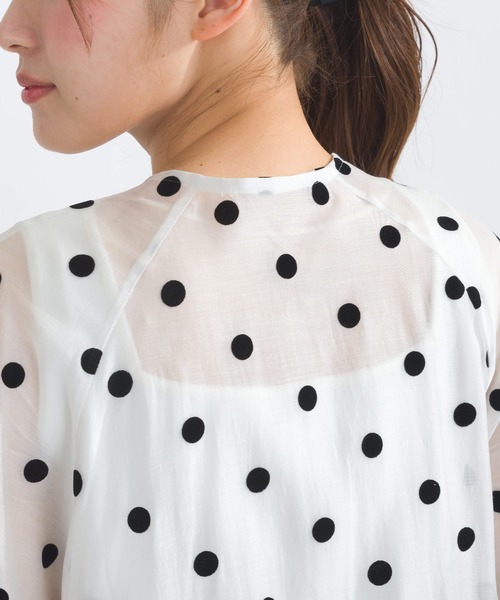 PICCIN PERLA（ピッチンペルラ）の「フロッキードットシアーブルゾン（ブルゾン・レディース・オフホワイト/ブラック・M）」の18枚目の写真