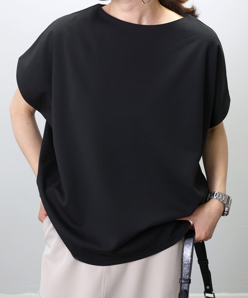 Aletta vita(アレッタビータ)の「【欲しかったのはこの立体感 週一トップス】ポンチボートネックコクーンプルオーバー(Tシャツ/カットソー・レディース・ブラック/ホワイト系/チョコ/ネイビー/チャコール/ベージュ系その他/ベージュ系その他2/オフホワイト・FREE)」の13枚目の写真