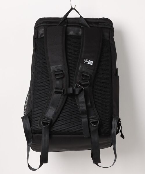 NEW ERA（ニューエラ）の「NEW ERA  BOX PACK / ニューエラ（バックパック/リュック・メンズ・ブラック系1/ブラック系・OSFA）」の13枚目の写真