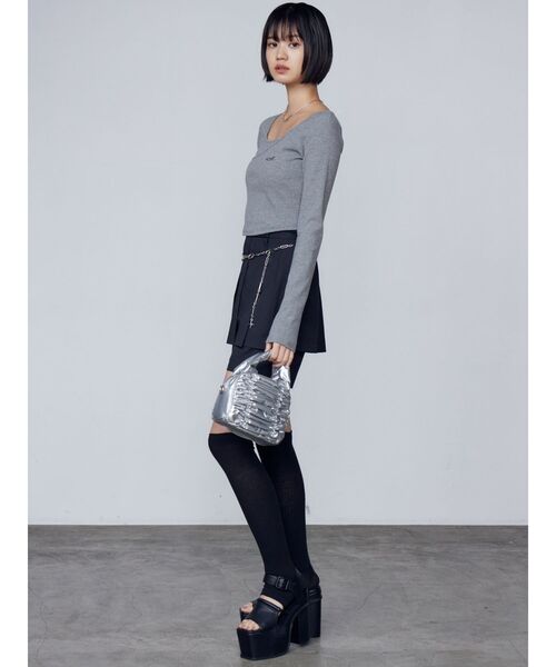 EMODA(エモダ)の「クロスクロップドトップ(Tシャツ/カットソー・レディース・ホワイト/ブラック/グレー/ピンク・FREE)」の15枚目の写真