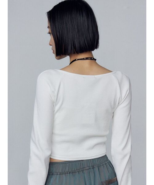 EMODA(エモダ)の「クロスクロップドトップ(Tシャツ/カットソー・レディース・ホワイト/ブラック/グレー/ピンク・FREE)」の18枚目の写真