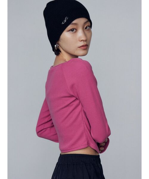 EMODA(エモダ)の「クロスクロップドトップ(Tシャツ/カットソー・レディース・ホワイト/ブラック/グレー/ピンク・FREE)」の22枚目の写真