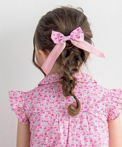 Tartine et Chocolat（タルティーヌエショコラ）の「【日本製】【お揃い】リバティ(Aralia Pansy)タナローンヘアゴム（ヘアゴム・キッズ・パープル系その他/ピンク系その他・FREE）」の3枚目の写真