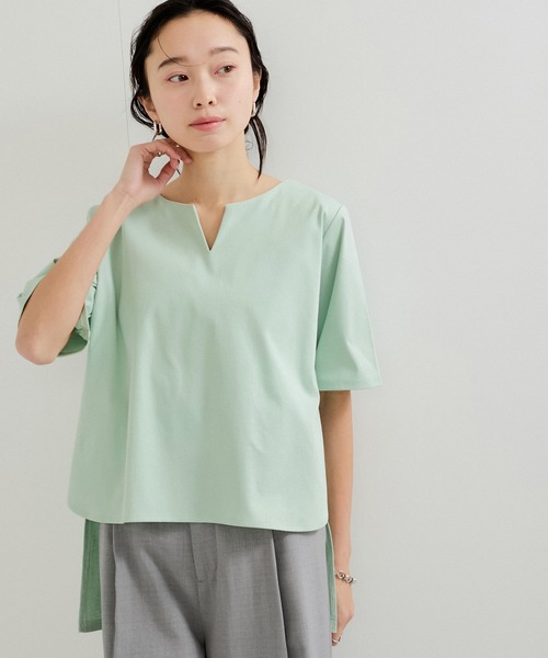 le cercle ADAM ET ROPE'（ルセルクルアダムエロペ）の「2WAYヘムカットプルオーバー（Tシャツ/カットソー・レディース・ホワイト/ライトグリーン/ブラック/ベージュ系/ホワイト系・FREE）」の5枚目の写真