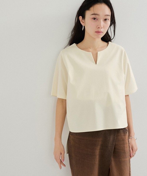 le cercle ADAM ET ROPE'（ルセルクルアダムエロペ）の「2WAYヘムカットプルオーバー（Tシャツ/カットソー・レディース・ホワイト/ライトグリーン/ブラック/ベージュ系/ホワイト系・FREE）」の21枚目の写真