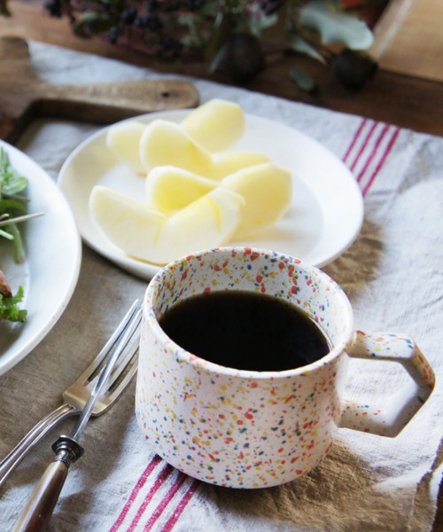 TIMELESS COMFORT（タイムレスコンフォート）の「CHIPS（チップス）CHIPS stack MUG（グラス/マグカップ/タンブラー・レディース・ネイビー/ホワイト/ホワイト×ブルー/ブラック・ONE SIZE）」の2枚目の写真