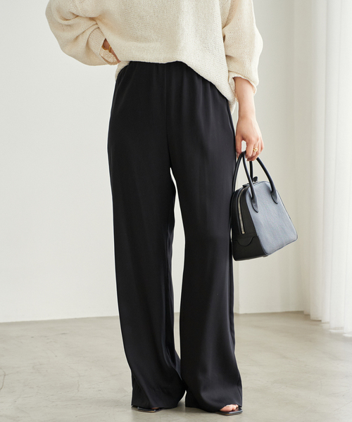 plage(プラージュ)の「silky satin minimal パンツ(その他パンツ・レディース・ブラック/カーキ・36/38)」の13枚目の写真
