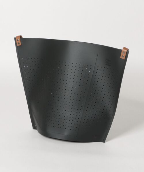 sarasa design（サラサデザイン）の「b2c ドット フォールディングバスケット（ランドリーグッズ・メンズ・ホワイト/ブラック・FREE）」の2枚目の写真