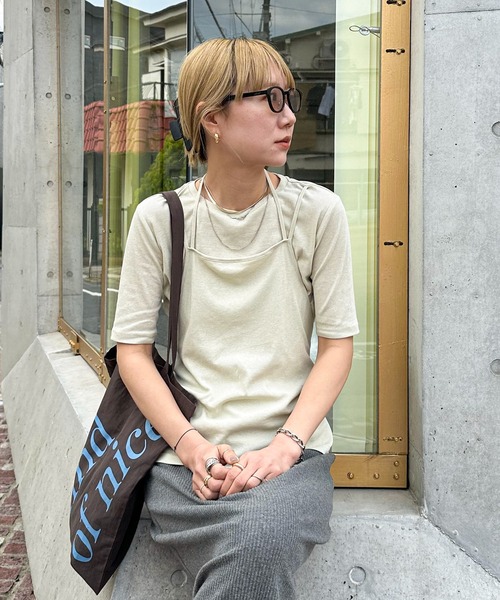 feepur(フェピュール)の「ホルターキャミレイヤードTee(Tシャツ/カットソー・レディース・ブラック/ベージュ・MEDIUM)」の3枚目の写真