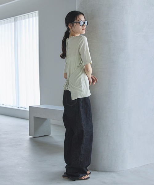 feepur(フェピュール)の「ホルターキャミレイヤードTee(Tシャツ/カットソー・レディース・ブラック/ベージュ・MEDIUM)」の21枚目の写真