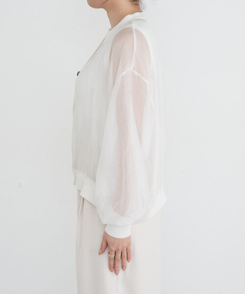 Jena espace merveilleux（ジェナ　エスパスメルヴェイユ）の「【真夏も涼しく着れる】シアーボタンカーディガン（カーディガン/ボレロ・レディース・グレー/ブラック/オフホワイト・FREE）」の19枚目の写真