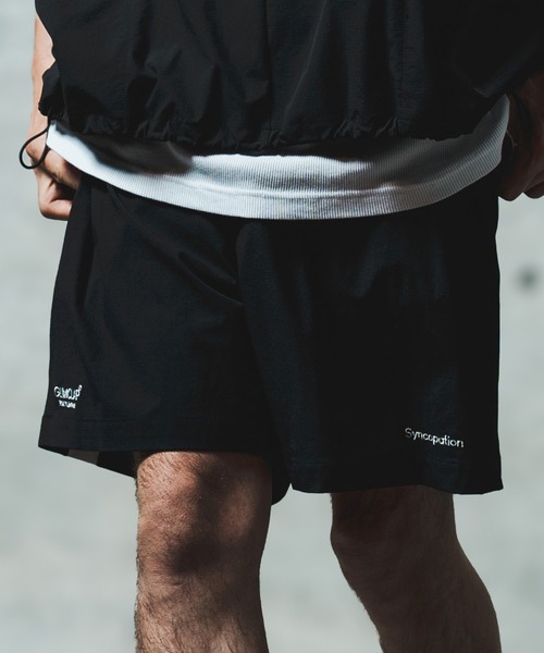 GLIMCLAP(グリムクラップ)の「mp13548- Mini-ripstop nylon fabric shorts ショートパンツ(その他パンツ・メンズ・ブラック/ナチュラル・S/M/L)」の2枚目の写真