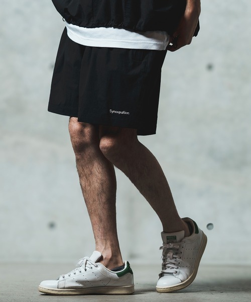 GLIMCLAP(グリムクラップ)の「mp13548- Mini-ripstop nylon fabric shorts ショートパンツ(その他パンツ・メンズ・ブラック/ナチュラル・S/M/L)」の3枚目の写真