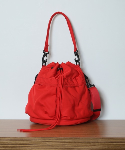 Munich(ミューニック)の「ポリエステルウェザーヘルメットバッグ(ショルダーバッグ・レディース・ベージュ/ブラック/ライトグレー/グリーン/レッド/パープル/オレンジ/カーキ・FREE)」の11枚目の写真