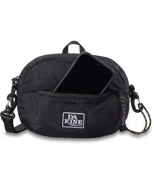 DAKINE（ダカイン）の「DAKINE メンズ JOEY OVAL CROSSBODY ショルダーバッグ 【2025年春夏モデル】/ダカインミニショルダーバック（ショルダーバッグ・メンズ・ブラック・FREE）」の7枚目の写真