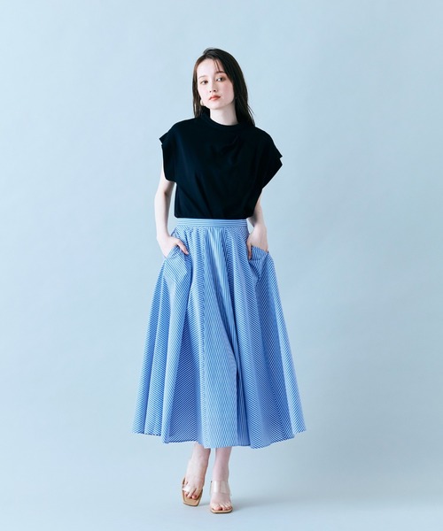 Audie a Muses(オーディアミューズ)の「アシンメトリータックプルオーバー(Tシャツ/カットソー・レディース・ブラウン/オフホワイト/ブラック・42/38)」の6枚目の写真