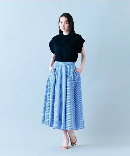 Audie a Muses(オーディアミューズ)の「アシンメトリータックプルオーバー(Tシャツ/カットソー・レディース・ブラウン/オフホワイト/ブラック・42/38)」の7枚目の写真