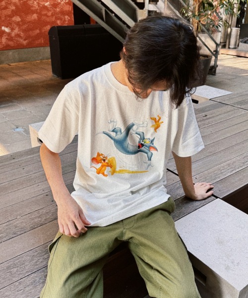 minius(ミニウス)の「【Tom&Jerry/トムとジェリー】""TOM and JERRY"" T-Shirt"半袖プリントTシャツ ビックシルエット ピグメント加工 ヴィンテージライク(Tシャツ/カットソー・メンズ・ホワイト/チャコールグレー・MEDIUM/LARGE/X-LARGE)」の6枚目の写真