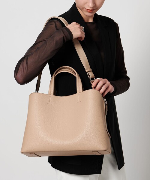 UNITED ARROWS(ユナイテッドアローズ)の「コンパートメント トートバッグ(トートバッグ・レディース・ブラック/ベージュ・FREE)」の18枚目の写真