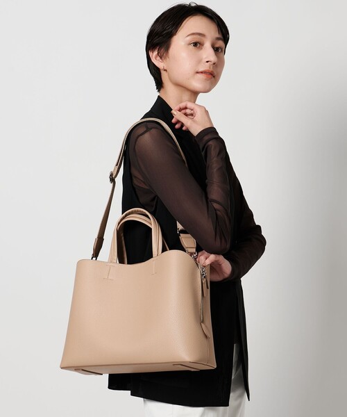 UNITED ARROWS(ユナイテッドアローズ)の「コンパートメント トートバッグ(トートバッグ・レディース・ブラック/ベージュ・FREE)」の19枚目の写真