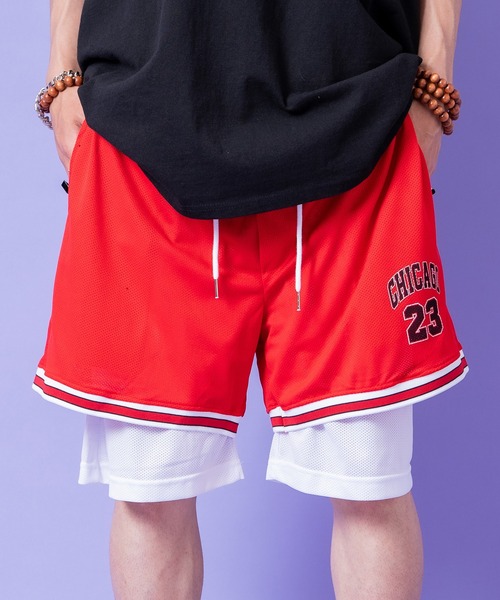 a.p.o.v.(エーピーオービー)の「a.p.o.v. CHICAGOロゴオーバーサイズメッシュハーフパンツ(その他パンツ・メンズ・ブラック/レッド・ONESIZE)」の6枚目の写真