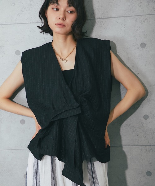 Vネックノースリーブトップス（シャツ/ブラウス）｜SMILE ORCHID