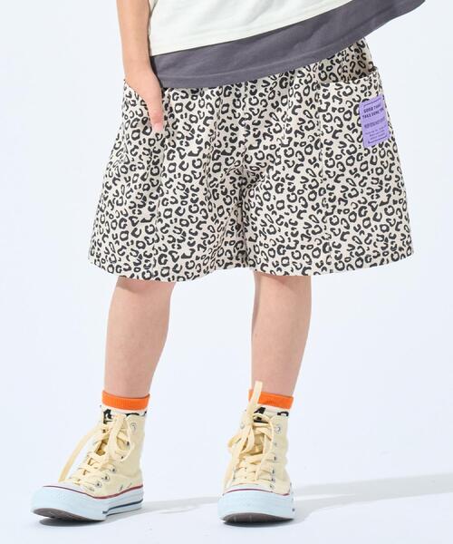 SHOO・LA・RUE（シューラルー）の「【100-150cm／撥水】サイドポケット総柄ハーフパンツ（その他パンツ・キッズ・チャコールグレー/ライトベージュ・10/11/12/13/14/15 ）」の2枚目の写真