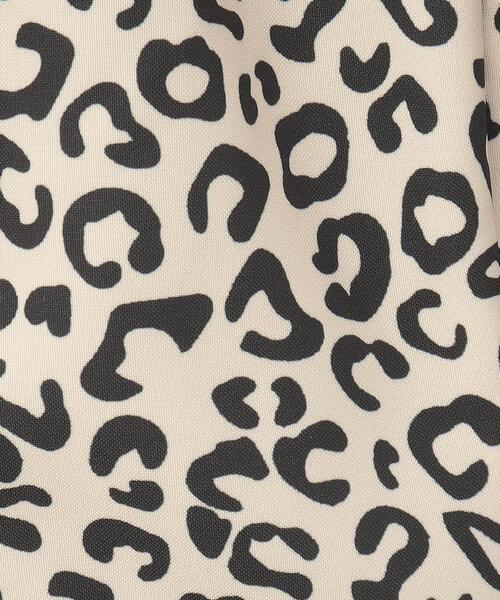 SHOO・LA・RUE（シューラルー）の「【100-150cm／撥水】サイドポケット総柄ハーフパンツ（その他パンツ・キッズ・チャコールグレー/ライトベージュ・10/11/12/13/14/15 ）」の8枚目の写真