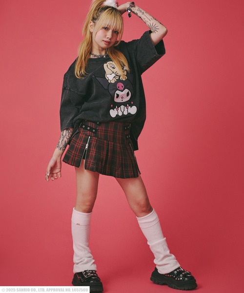 GALFY（ガルフィー）の「GALFY（ガルフィー）サンリオ クロミコラボ キャラクターアップリケ ビッグシルエット半袖Tシャツ メンズ レディース ユニセックス（Tシャツ/カットソー・レディース・オフホワイト/ブラック/ブラック系その他/パープル・L）」の22枚目の写真