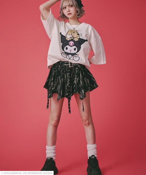 GALFY（ガルフィー）の「GALFY（ガルフィー）サンリオ クロミコラボ キャラクターアップリケ ビッグシルエット半袖Tシャツ メンズ レディース ユニセックス（Tシャツ/カットソー・レディース・オフホワイト/ブラック/ブラック系その他/パープル・L）」の9枚目の写真