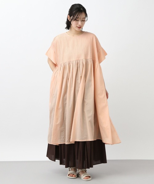 studio CLIP（スタディオクリップ）の「《natural by clip》ピンタックギャザーワンピース（ワンピース・レディース・ベージュ/ラベンダー/ブラック/その他7・FREE）」の5枚目の写真