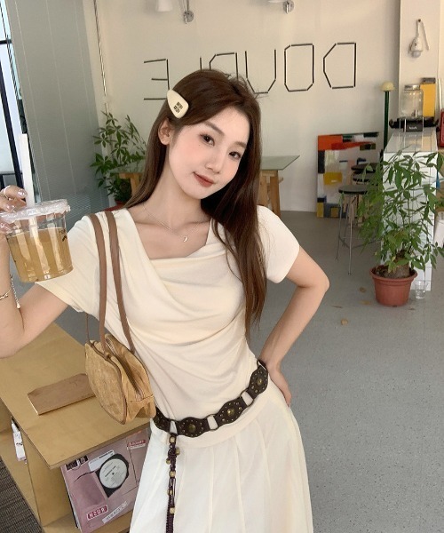 REBALANCE(リバランス)の「ドレープオフショルTシャツ(Tシャツ/カットソー・レディース・A/B/D/C・MEDIUM/SMALL)」の5枚目の写真