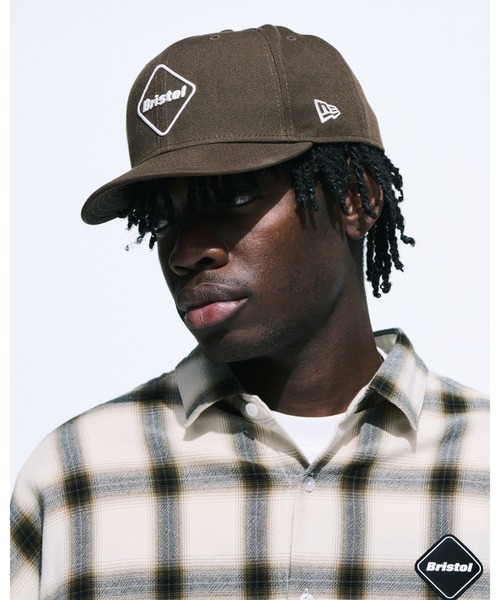 F.C.Real Bristol（エフシーレアルブリストル）の「NEW ERA EMBLEM 9FIFTY CAP（キャップ・メンズ・ブラック/ブラウン・FREE）」の3枚目の写真