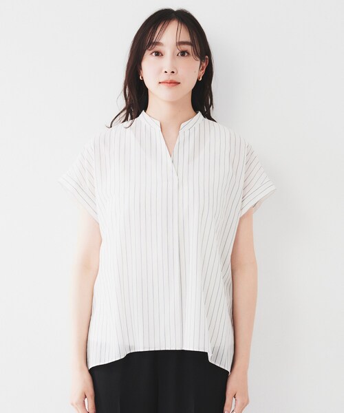 UNTITLED(アンタイトル)の「【洗える/スキッパー】フレンチスリーブシアーブラウス(シャツ/ブラウス・レディース・サックスブルー系2/ブラック/スモーキーグリーン系/ホワイト系5・50/44/48/00/02/04)」の5枚目の写真
