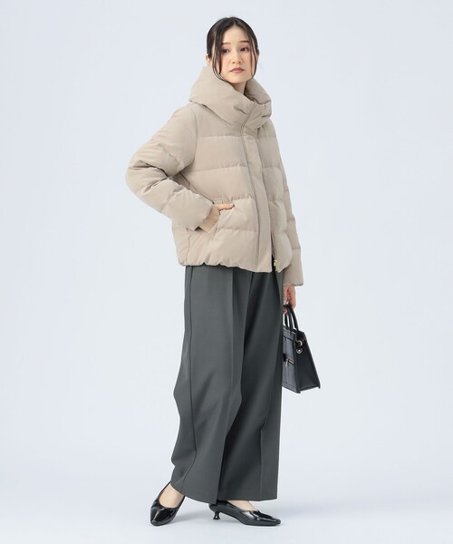 BEAMS HEART（ビームスハート）の「【ベストセラー】ボリューム ネック ダウンジャケット（ダウンジャケット/コート・レディース・ホワイト系その他5/ベージュ/ネイビー・SMALL/MEDIUM）」の19枚目の写真