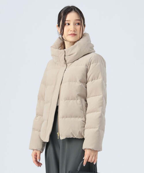 BEAMS HEART（ビームスハート）の「【ベストセラー】ボリューム ネック ダウンジャケット（ダウンジャケット/コート・レディース・ホワイト系その他5/ベージュ/ネイビー・SMALL/MEDIUM）」の4枚目の写真