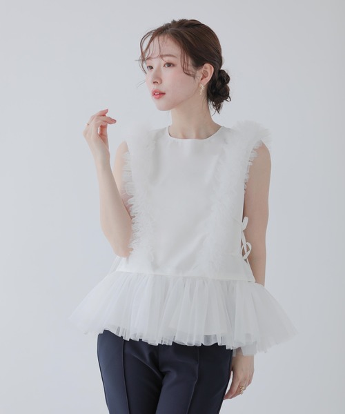 Fit more(フィットモア)の「ボリュームチュールフリル2wayトップス(その他トップス・レディース・ホワイト/ブラック/ブルー・FREE)」の2枚目の写真