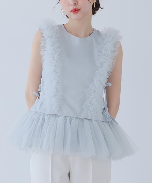 Fit more(フィットモア)の「ボリュームチュールフリル2wayトップス(その他トップス・レディース・ホワイト/ブラック/ブルー・FREE)」の5枚目の写真