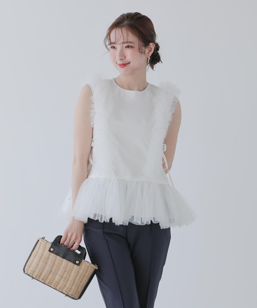 Fit more(フィットモア)の「ボリュームチュールフリル2wayトップス(その他トップス・レディース・ホワイト/ブラック/ブルー・FREE)」の10枚目の写真