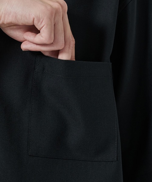 markaware（マーカウェア）の「【MARKAWARE/marka】別注 OPEN COLLAR S/S SHIRT（シャツ/ブラウス・メンズ・ダークグレー/ブラック・1/2）」の21枚目の写真