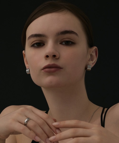 CENE(セネ)の「【CENE】セネ/シリンダーピアス(ピアス(両耳用)・レディース・シルバー/ゴールド・FREE)」の9枚目の写真
