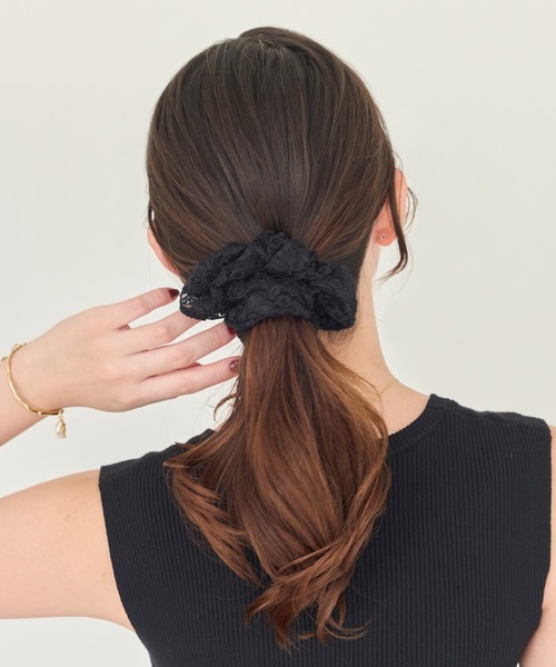 Phoebe（フィービィー）の「ガーリッシュレースシュシュ（シュシュ・レディース・ホワイト/ブラック・FREE）」の6枚目の写真