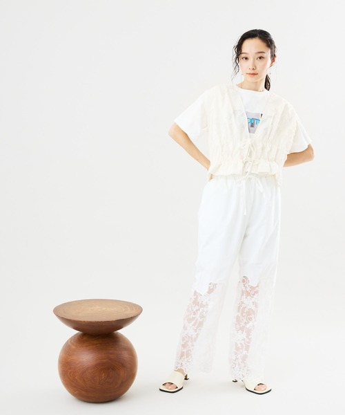 Muscat(マスカット)の「フラワーレースロングパンツ(その他パンツ・レディース・ホワイト/ブラック・F)」の16枚目の写真