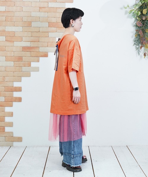 MARKEY'S（マーキーズ）の「バックスリットビッグＴシャツ/おとな（Tシャツ/カットソー・レディース・オレンジ/オフホワイト/ブラック・160cm）」の9枚目の写真