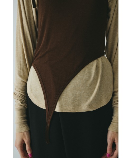 HeRIN.CYE(ヘリンドットサイ)の「Sheer layreard cut tops シアーレイヤードカットトップス(Tシャツ/カットソー・レディース・ピンク/ブラック/ベージュ・FREE)」の17枚目の写真
