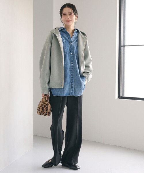 green label relaxing（グリーンレーベルリラクシング）の「ダンボール ジップ フーディ（パーカー・レディース・ブラック/ナチュラル/モカ/グレー・FREE）」の8枚目の写真